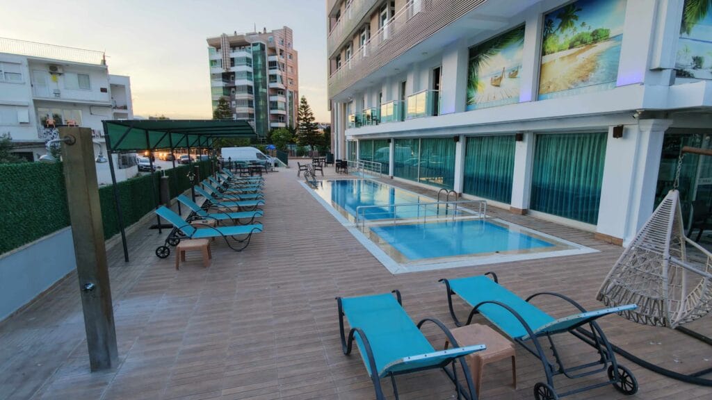 volkii-hotel-54